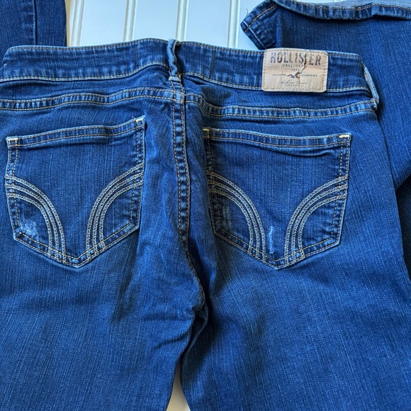 Hollister Jeans - Picture 3 of 5